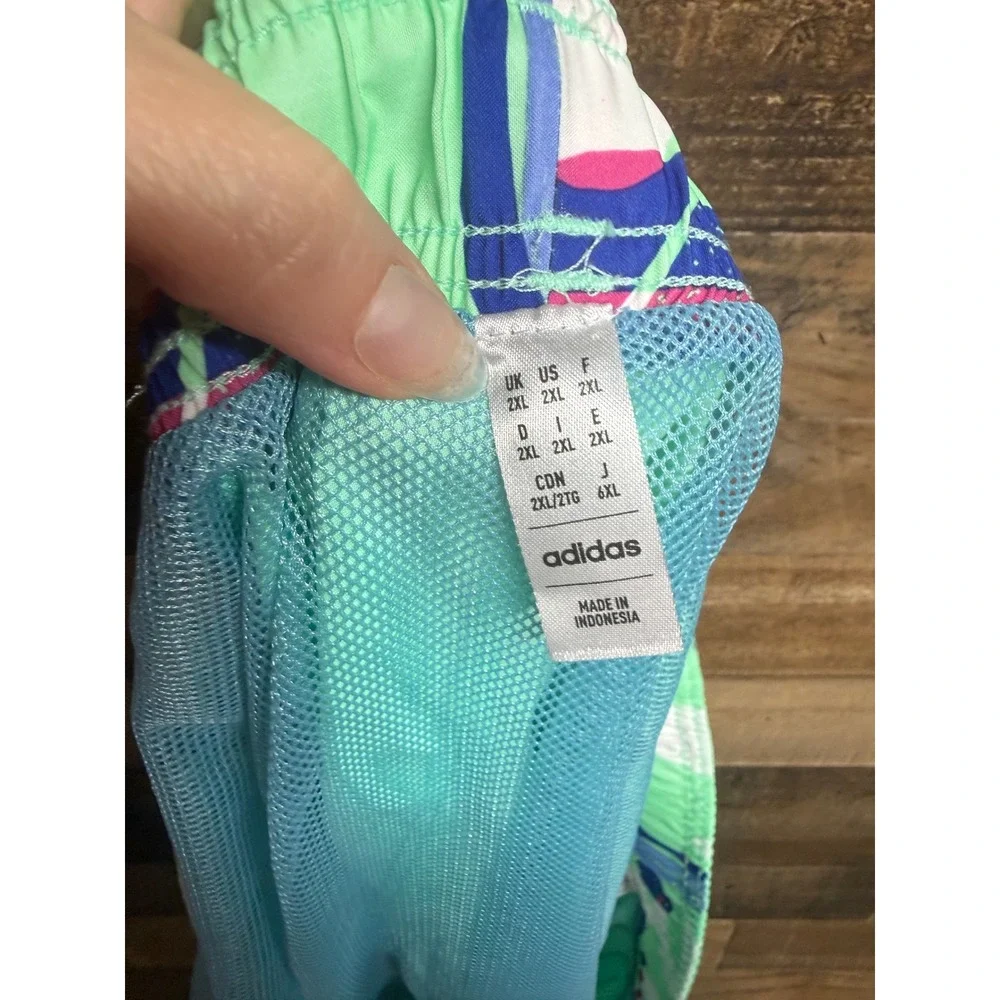 adidas flor log